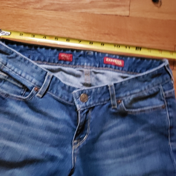 Express Stella bootleg medium wash size 8R Jeans - Picture 8 of 11
